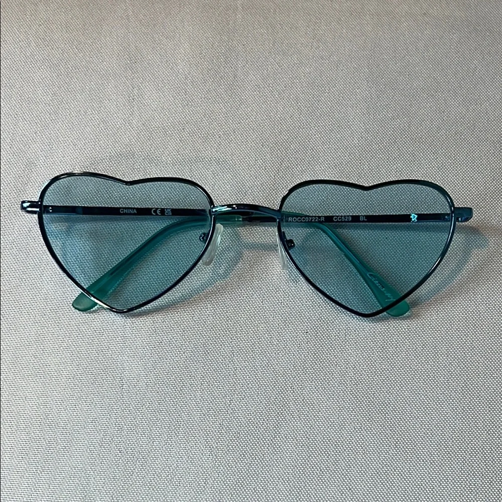 Girls Heart-Shaped Blue Sunglasses